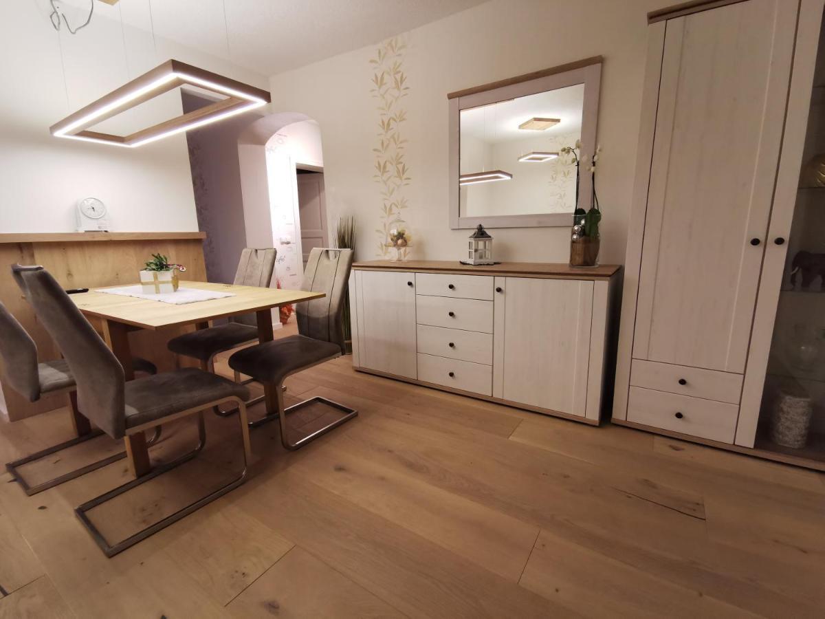 Und Gürtler Apartment